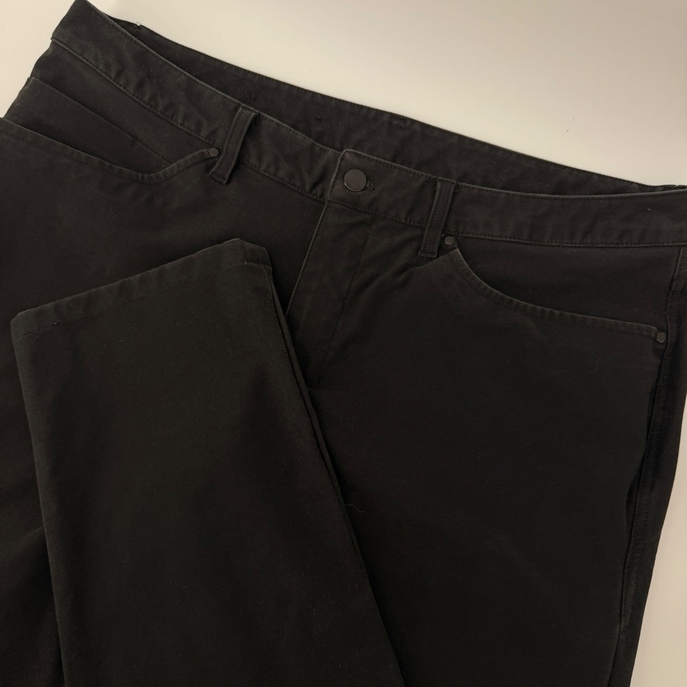 Lululemon ABC Pants Men 38 Black Technical Canvas Slim Tapered 5-Pocket Commuter